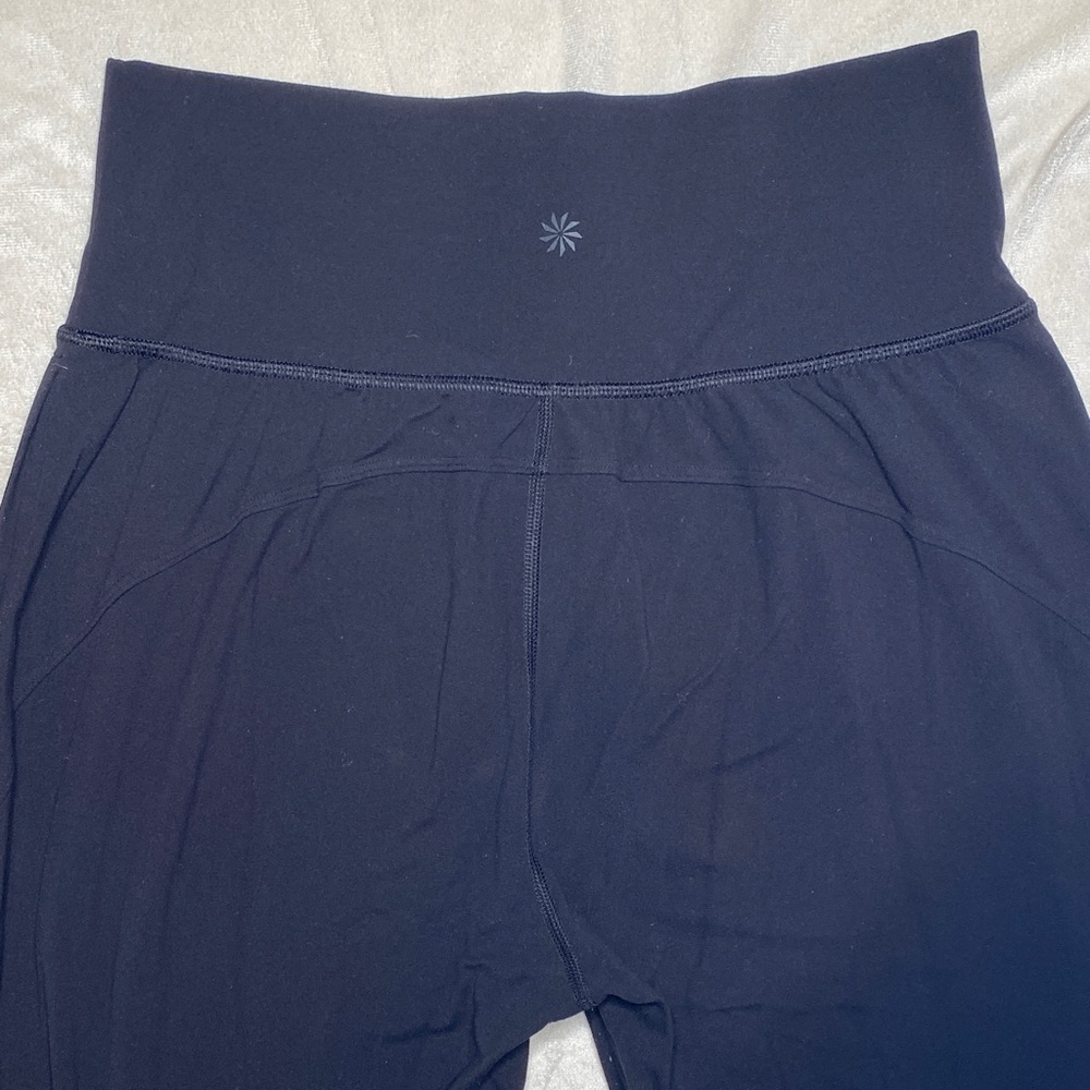 Athleta Black Salutation Jogger